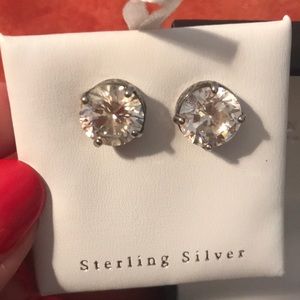 SILPADA Cubic Zarconia Studs 💎 💎💎